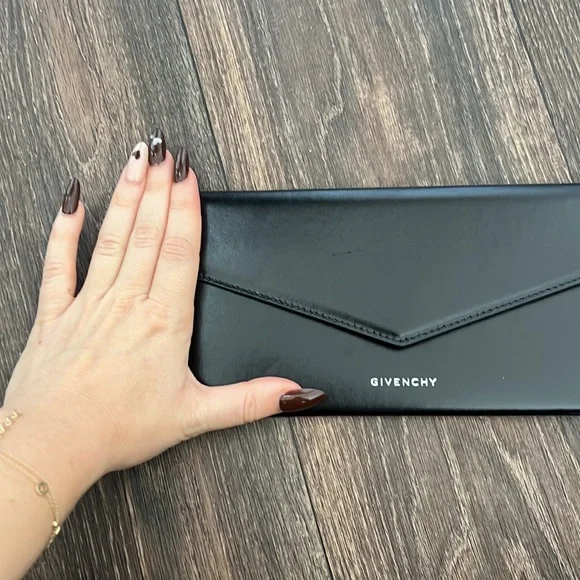 Givenchy Black Flap Clutch - Picture 7 of 8